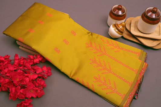 Aastha Banarasi silk saree