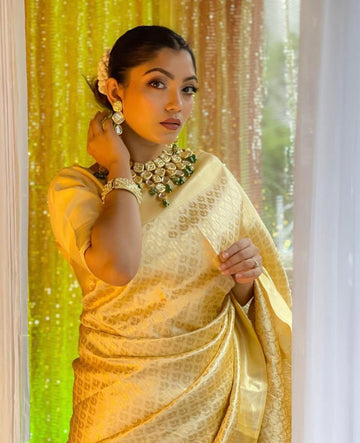 Bella silk saree