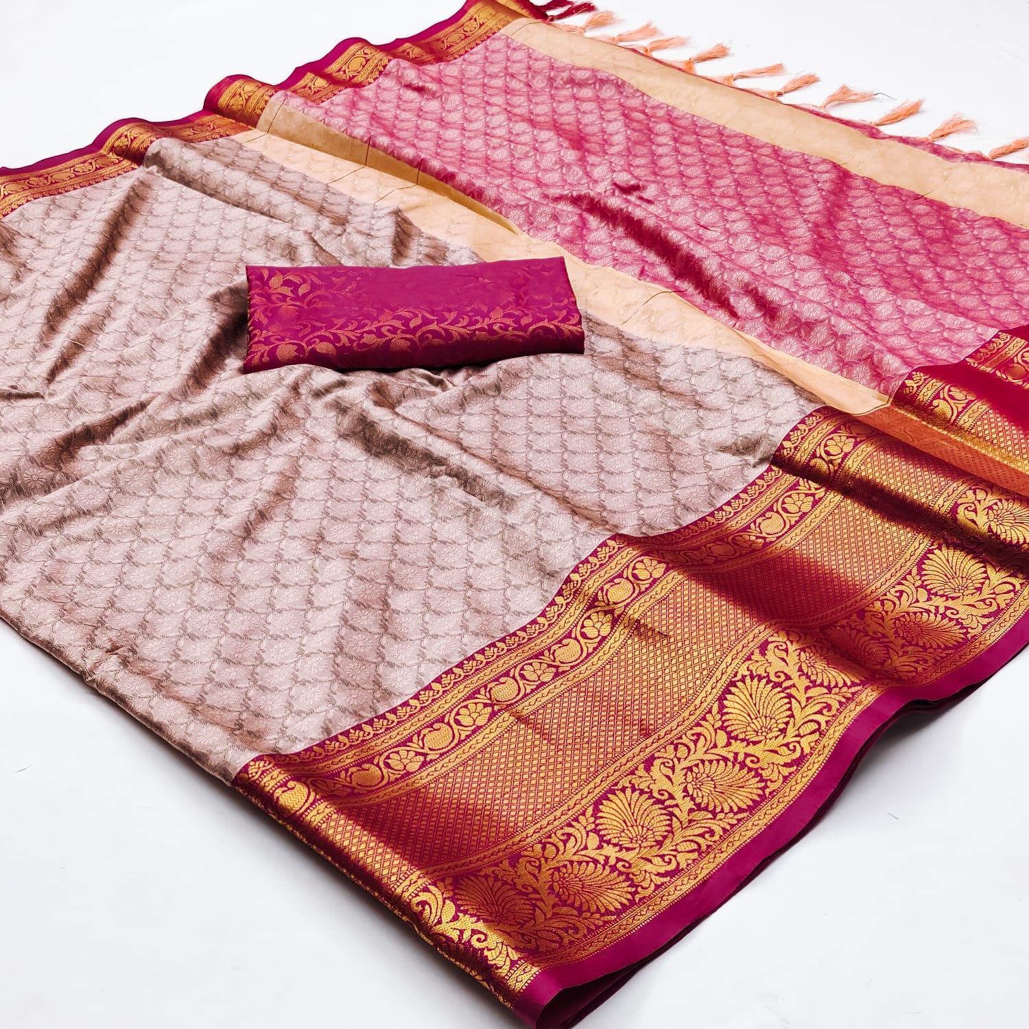 Malisha New Jacquard Blazik Silk Saree